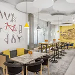 Ibis Styles Hotell 3*