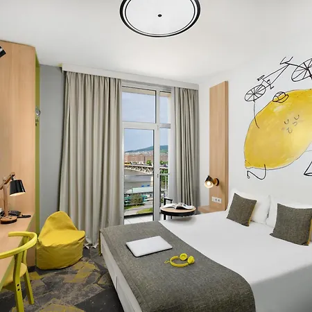 Ibis Styles Hotel 3*