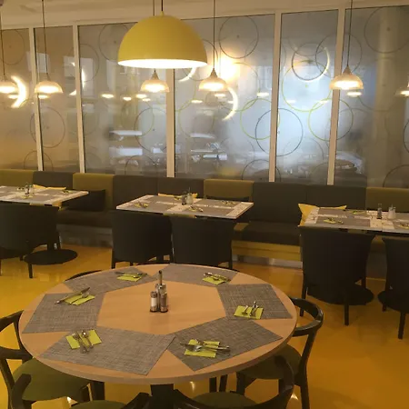 Ibis Styles 3*