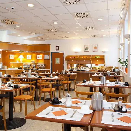Ibis Styles 3*
